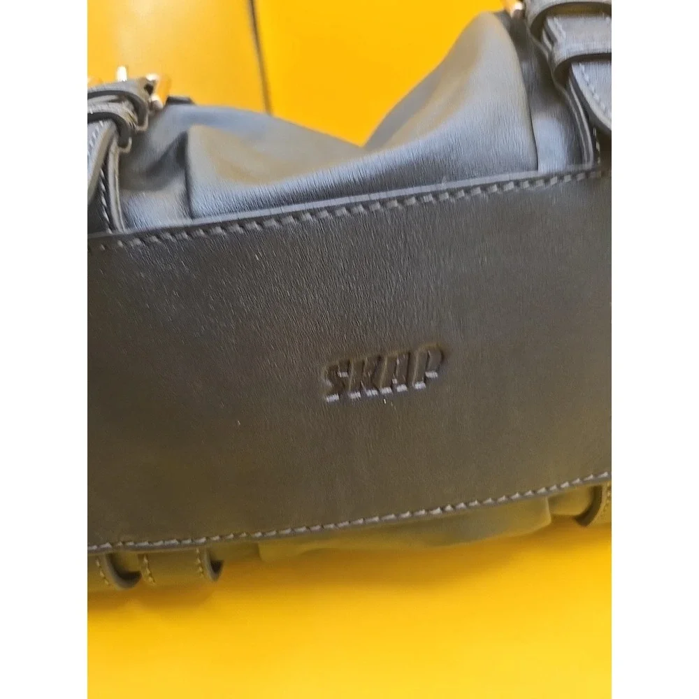 SKAP Handbag Black Leather Hobo Style Bag Excellent Condition!